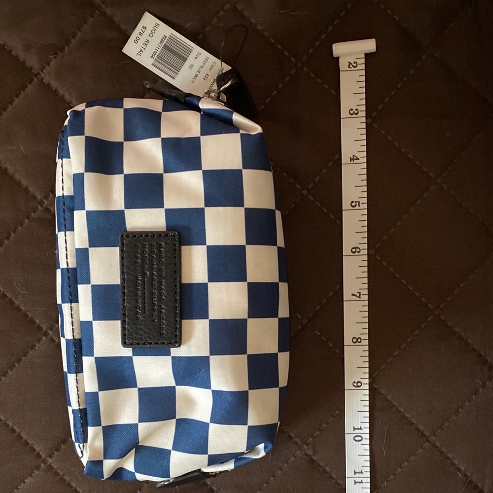 NEW WITH TAGS MARC JACOBS COSMETIC BAG